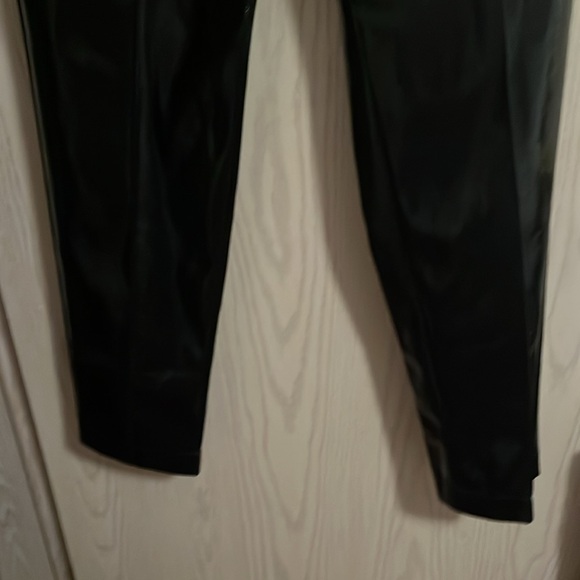 Black shiny leather looking pants. Made by only - Picture 2 of 7